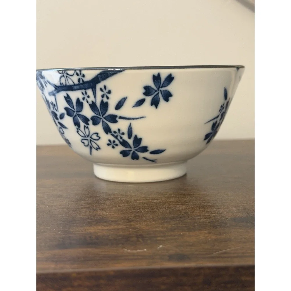 EDO Japan Blue White Floral Porcelain Rice Bowl Silver Tone Rim 5.25